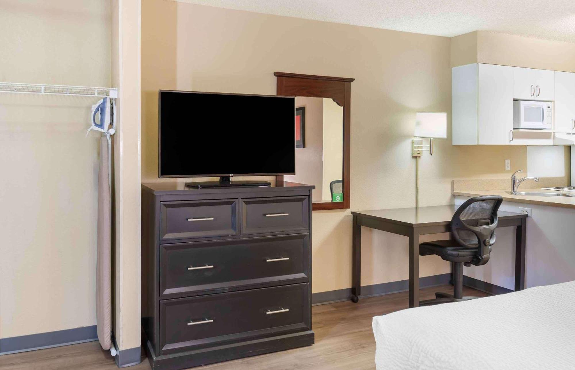 Extended Stay America Suites - Fresno - North מראה חיצוני תמונה