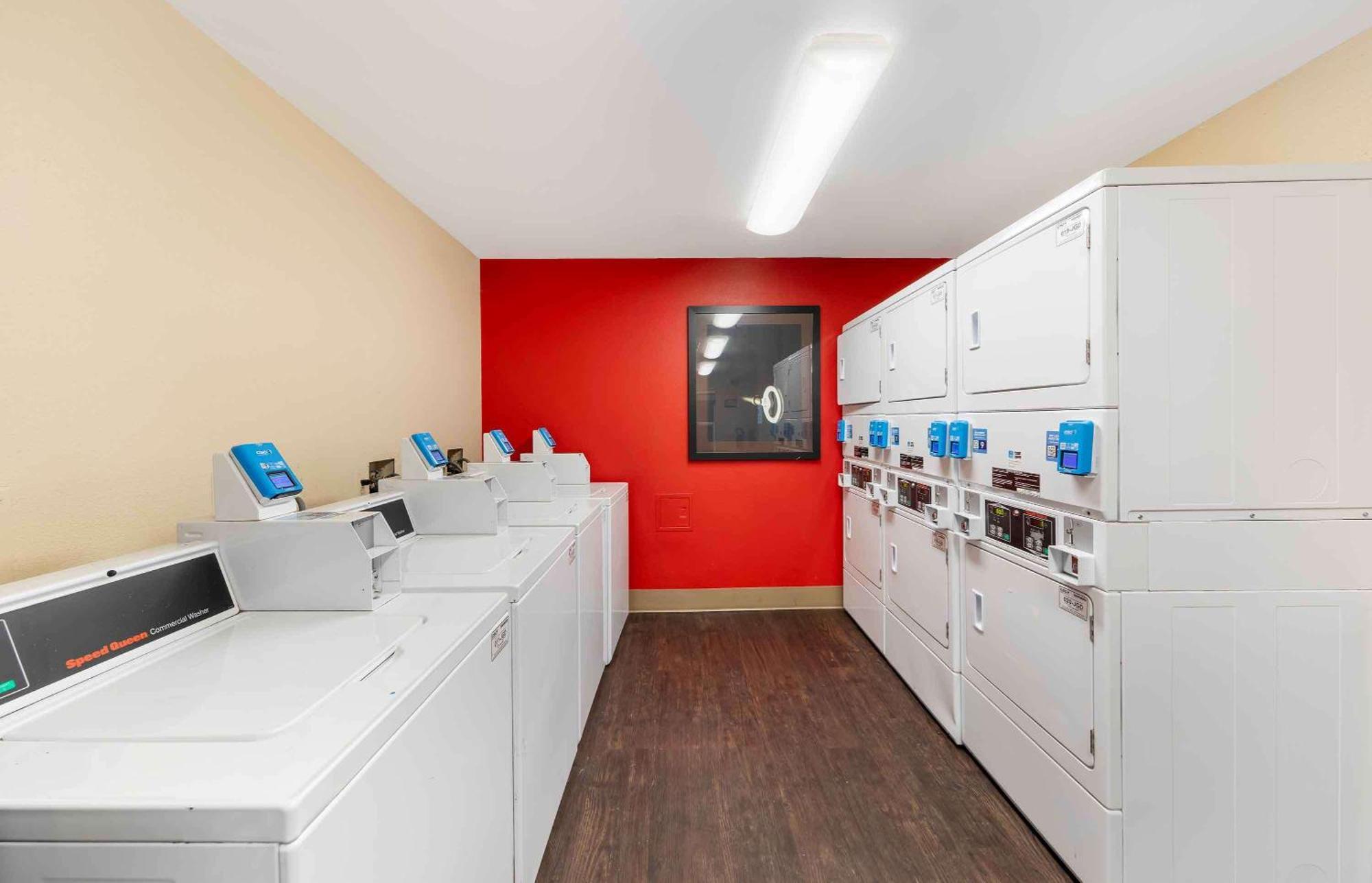Extended Stay America Suites - Fresno - North מראה חיצוני תמונה