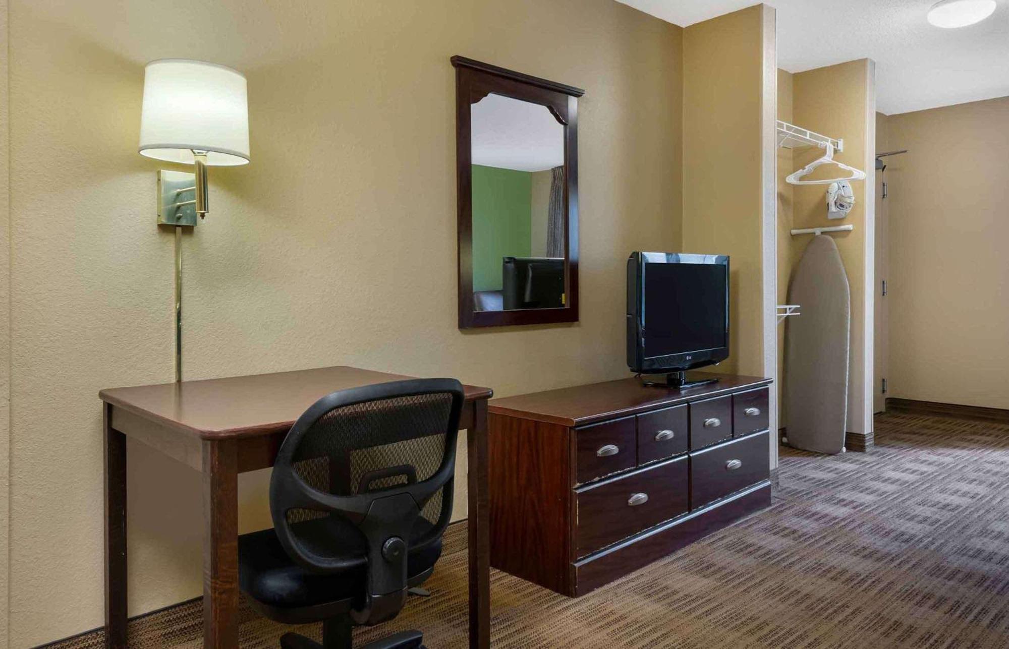 Extended Stay America Suites - Fresno - North מראה חיצוני תמונה